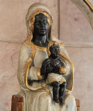 vierge noire gros plan vierge noire gros plan